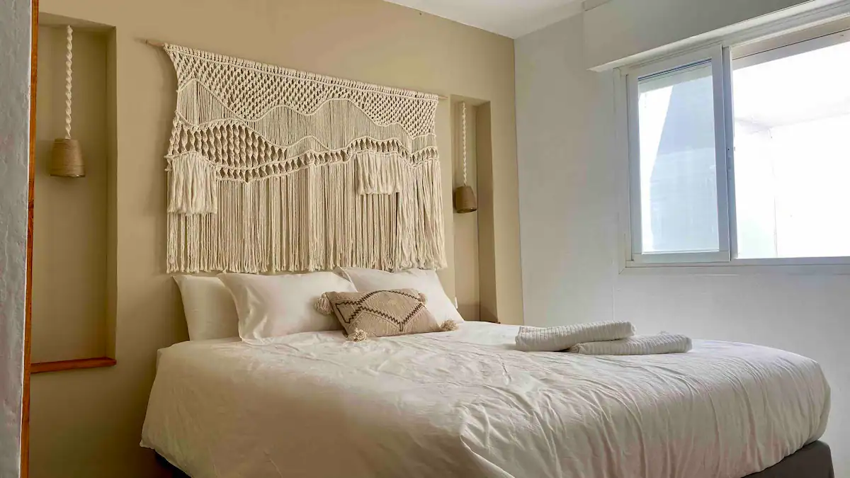 Yedra20 bedroom with queen size bed